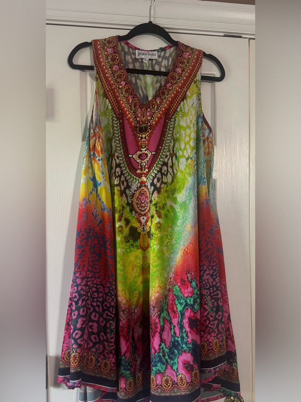 Jessica Taylor Multicolor Embellished V-Neck Sleeveless Tunic
